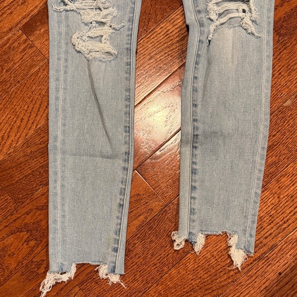 American eagle next level stretch Light Blue Distressed Women Jeans NWT - Picture 5 of 8